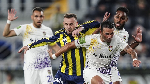 Fenerbahçe, Eyüpspor Deplasmanında Puan Kaybetti! haber görseli